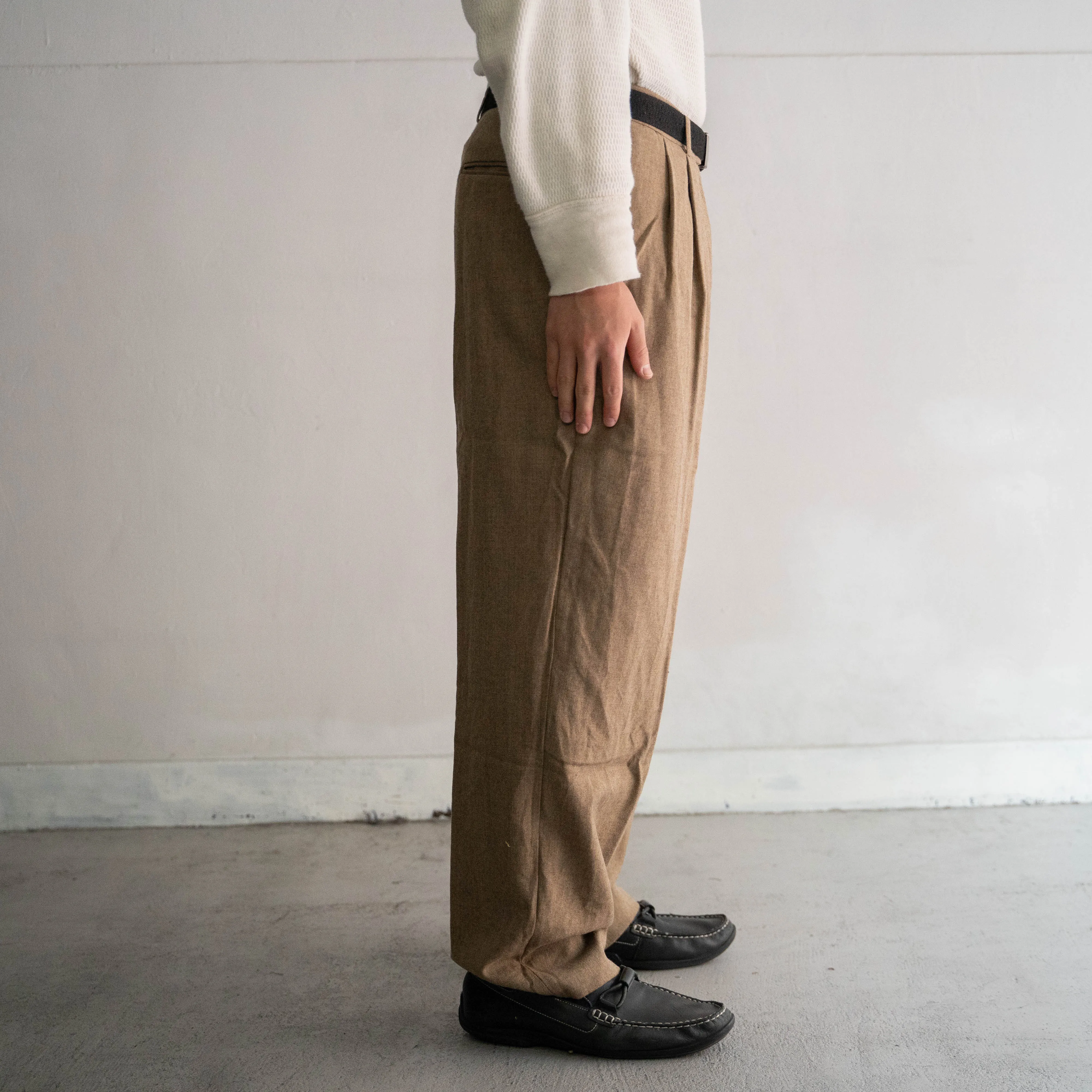 around 1980s Japan vintage light brown 2tuck wool pants