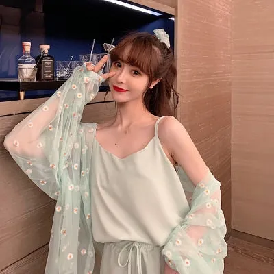 Kawaii Daisy Embroidered Loosed Shirt
