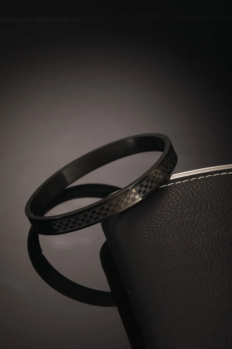 Men'S Men Black Stainless Steel Checked Kada Bracelet