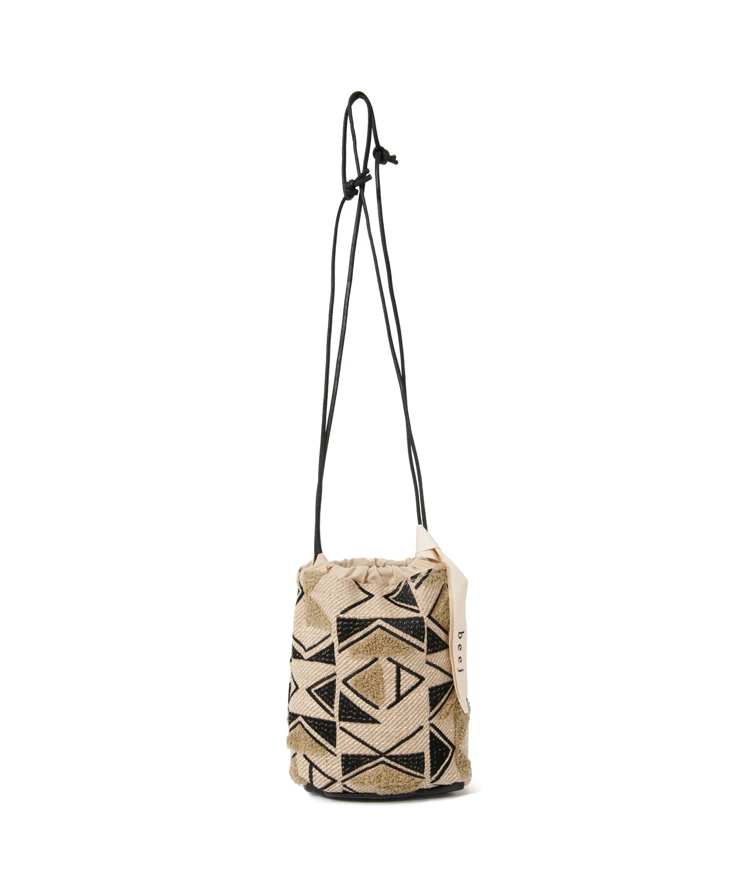【WOMEN】beej drawstring emb bag