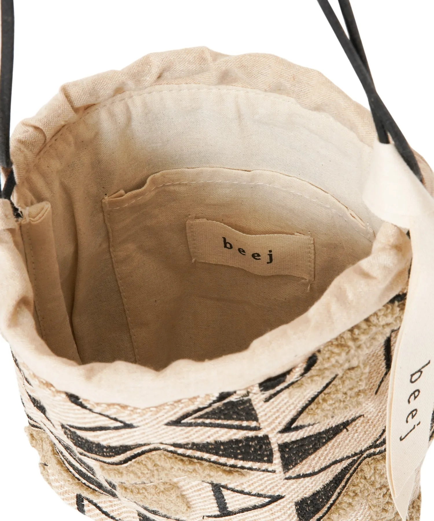 【WOMEN】beej drawstring emb bag